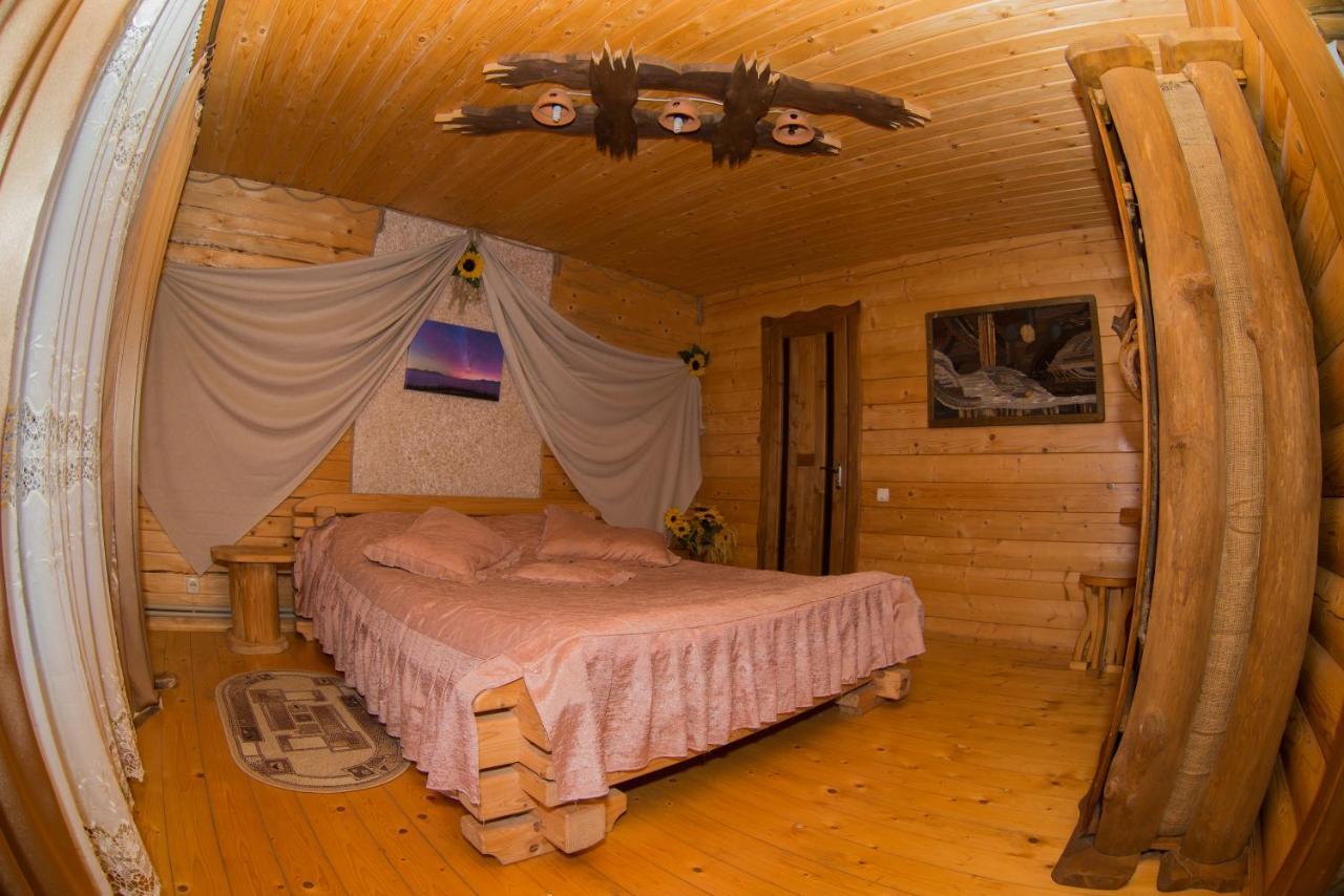 Садиба Вежа Werchowyna Exterior foto