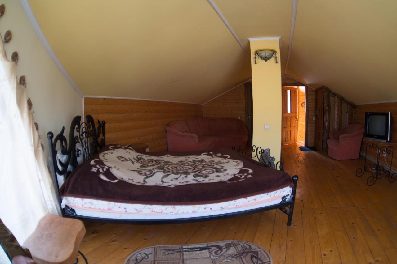 Садиба Вежа Werchowyna Exterior foto